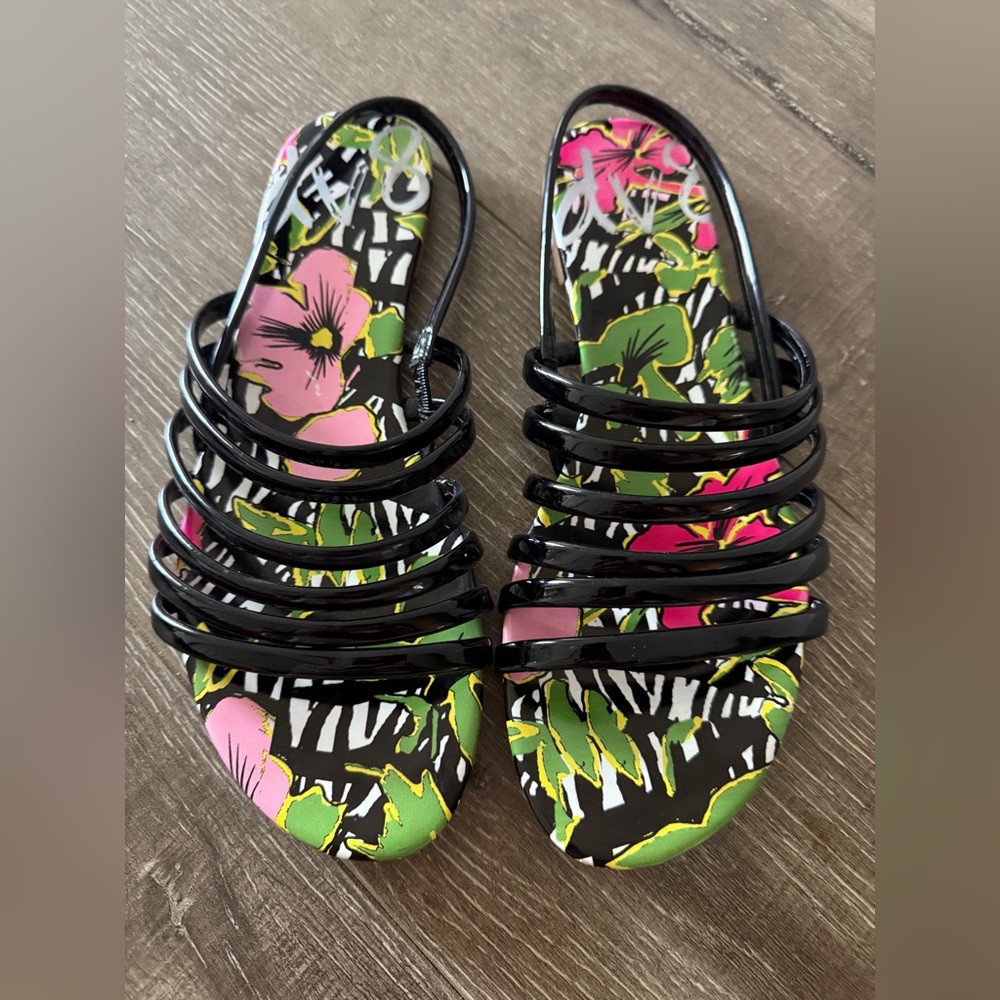 Dolce Vita DV8 Black Strappy Sandals
